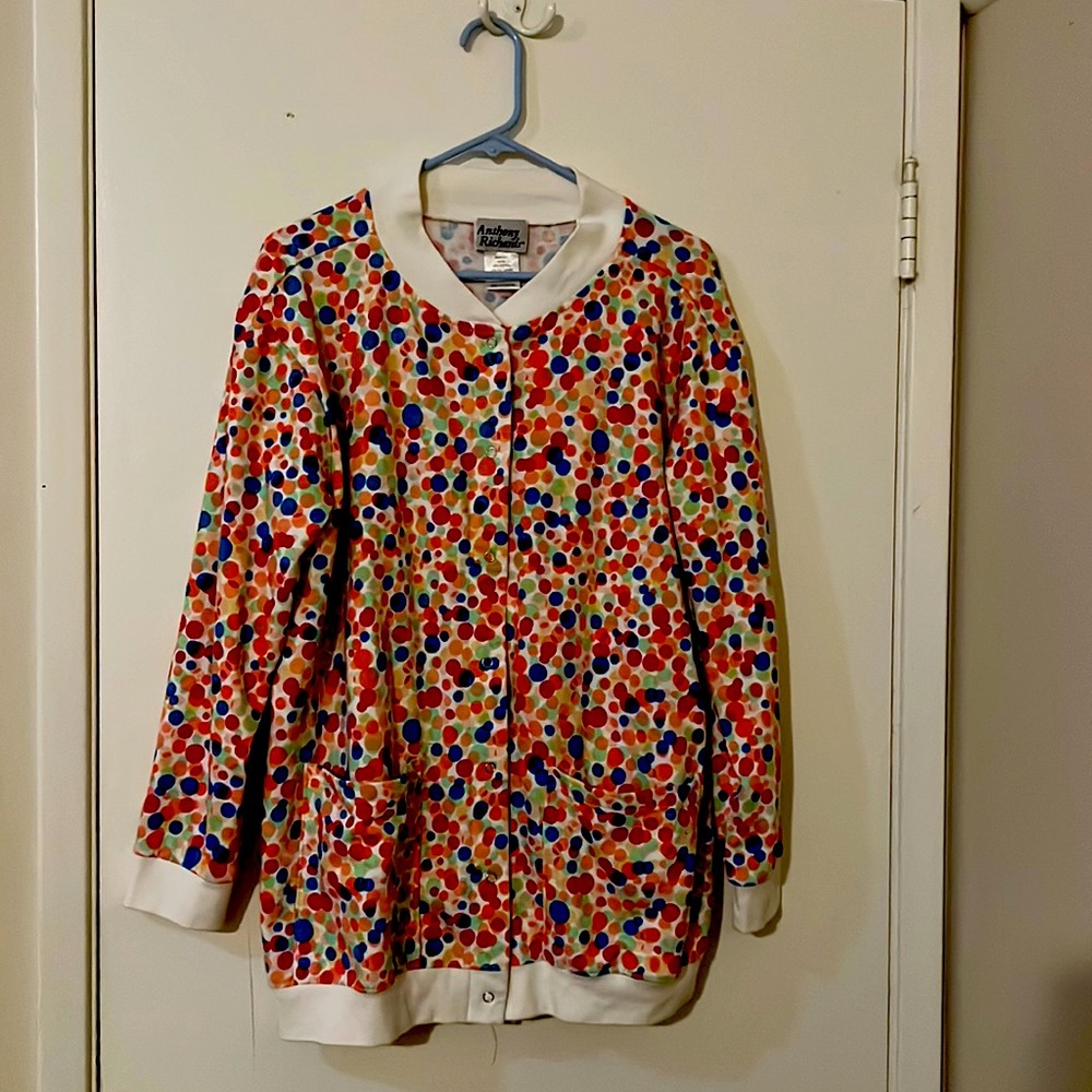Cheerful snap-front cotton shirt with two front pockets
